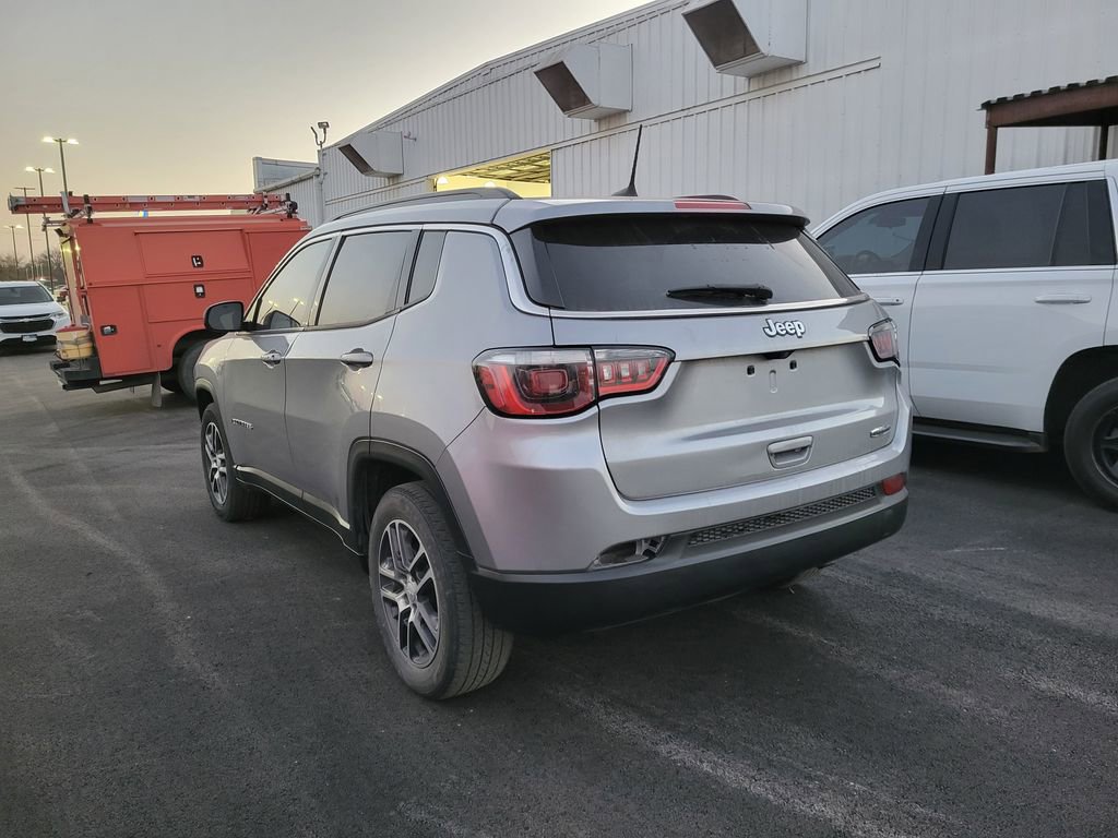 Used 2018 Jeep Compass Latitude w/ Popular Equipment Group image 15