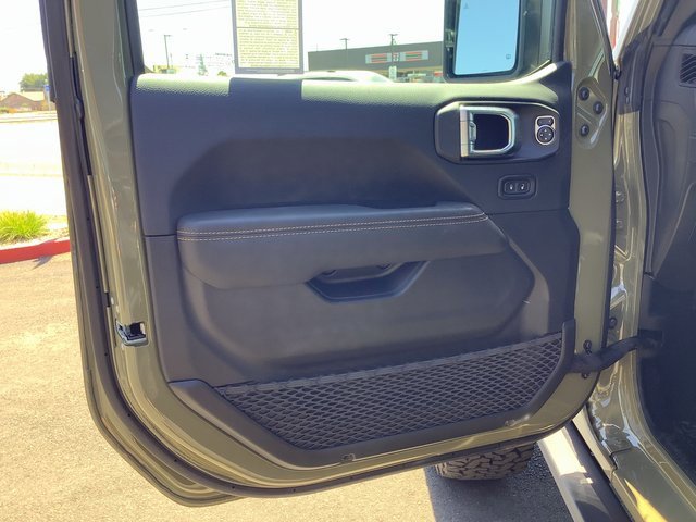 New 2025 Jeep Wrangler Unlimited Rubicon 392 image 9