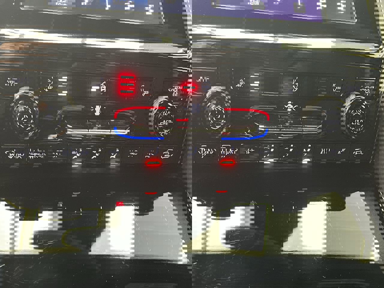 Used 2022 Jeep Grand Cherokee Altitude image 21