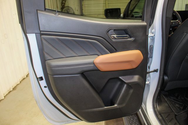 Used 2025 GMC Canyon AT4 w/ LPO, Off Road Lift Package image 14