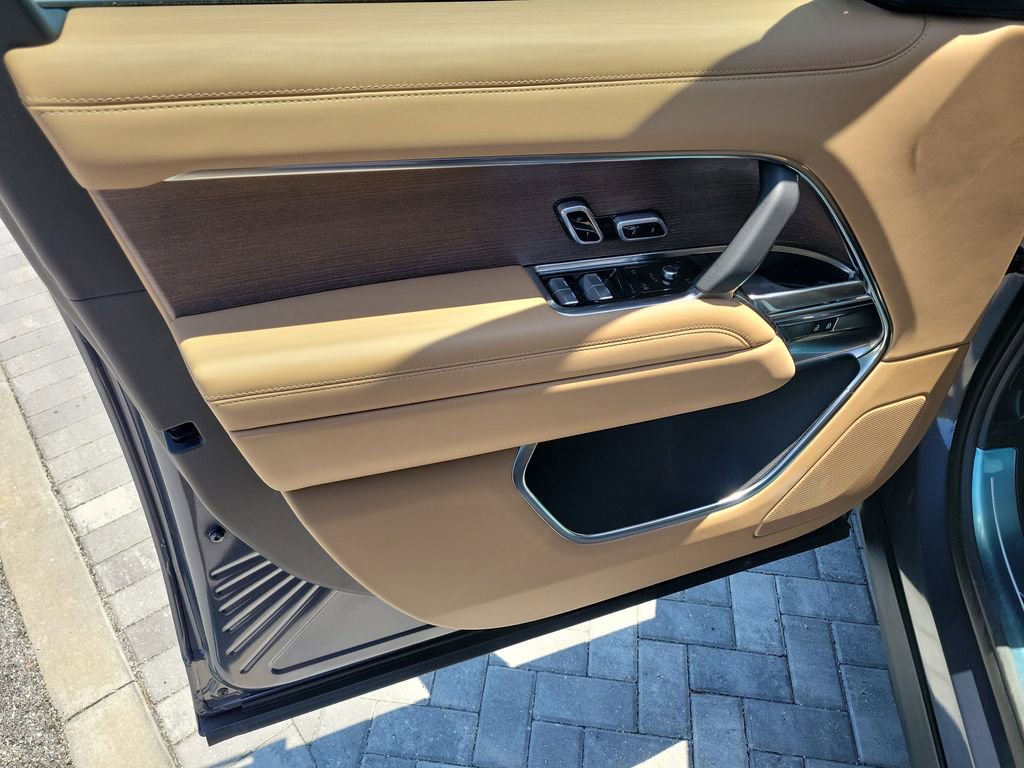 New 2026 Land Rover Range Rover SE AWD/4WD image 23