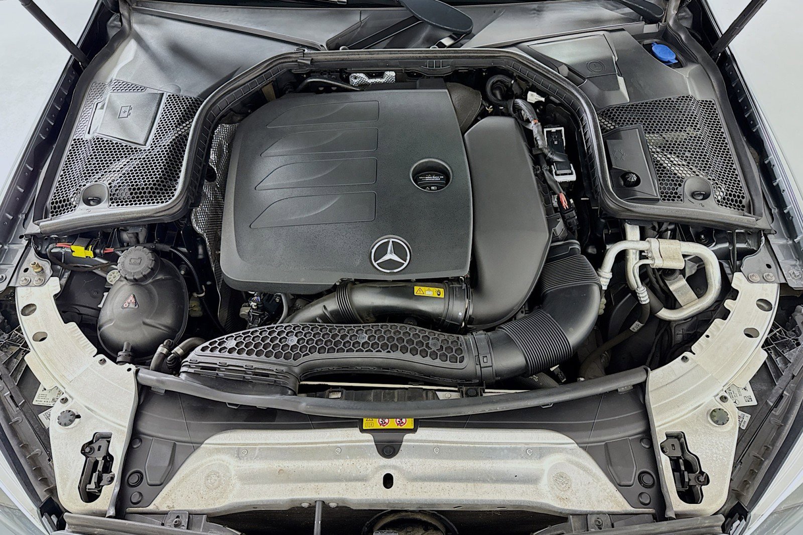 Used 2019 Mercedes-Benz C 300 Sedan image 10