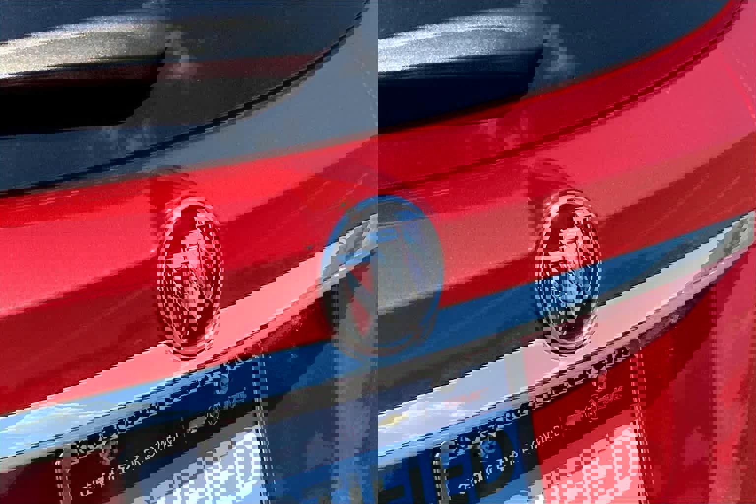 Used 2019 Buick Encore Preferred image 31