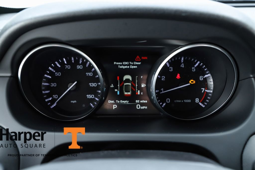 Used 2016 Land Rover Discovery Sport SE image 64