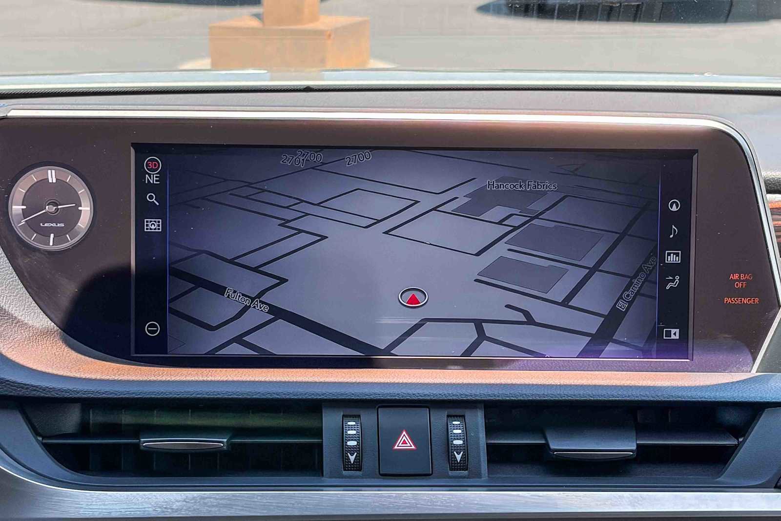 Used 2021 Lexus ES 300h w/ Accessory Package FWD image 13