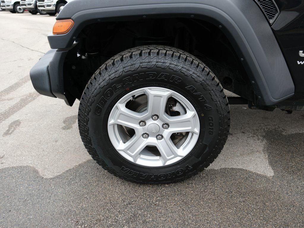 Used 2020 Jeep Wrangler Sport image 13