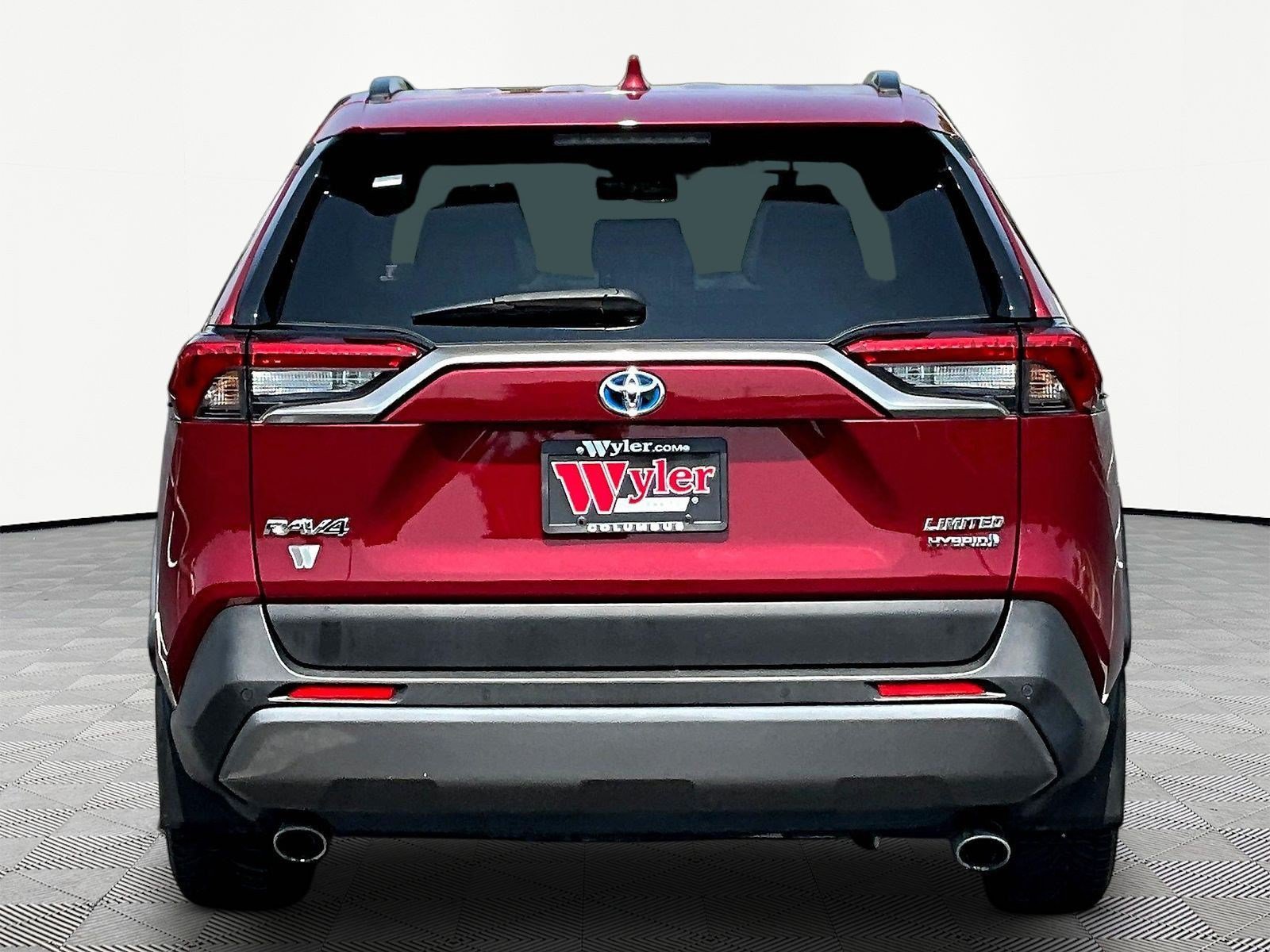 Used 2019 Toyota RAV4 Limited AWD/4WD image 5