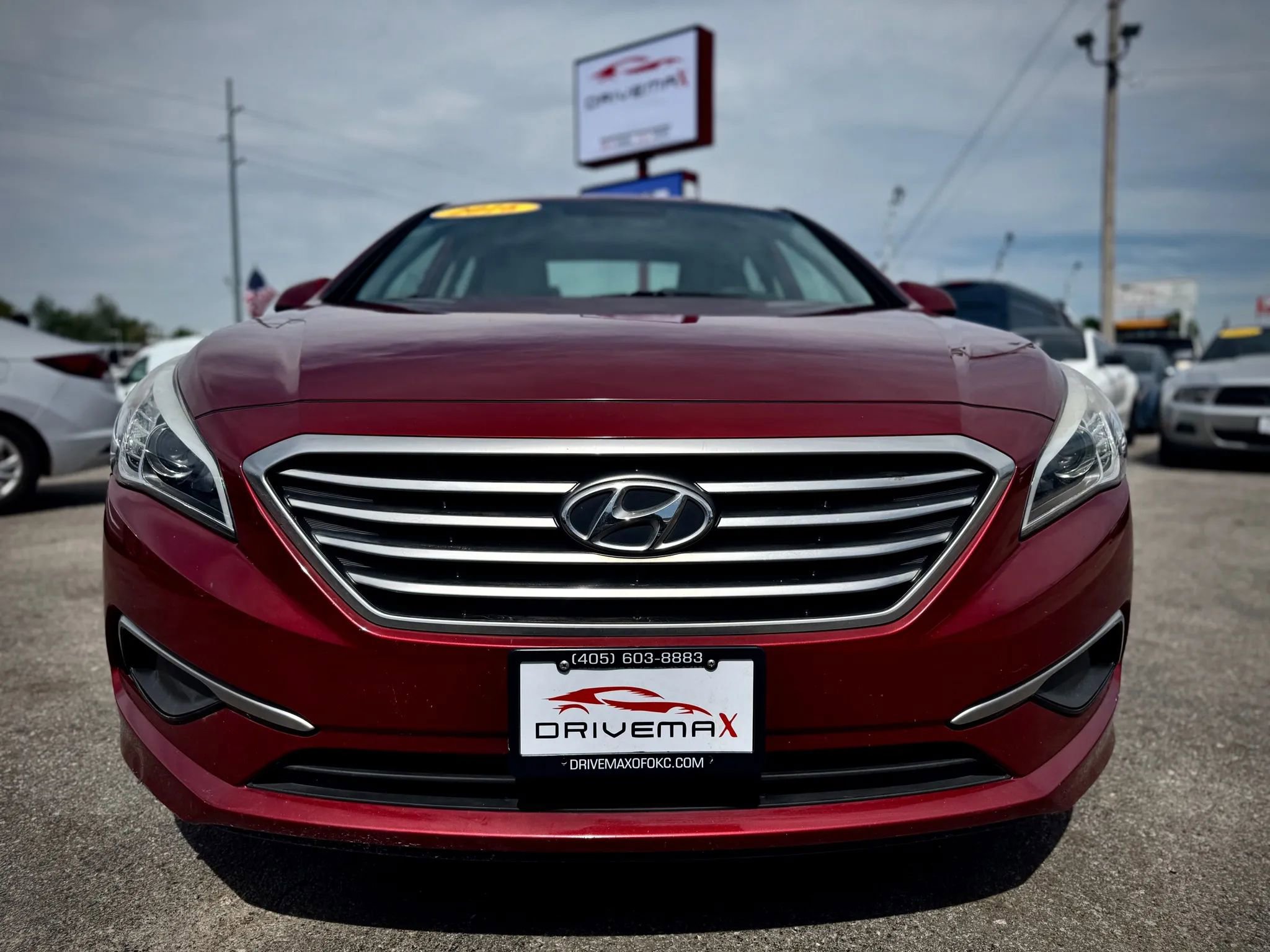 Used 2016 Hyundai Sonata SE image 2