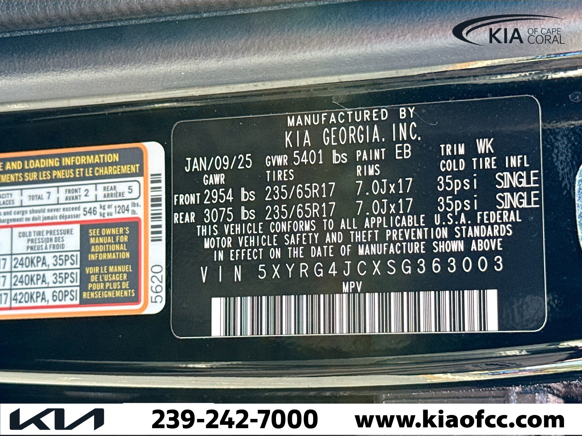 Certified 2025 Kia Sorento LX image 41