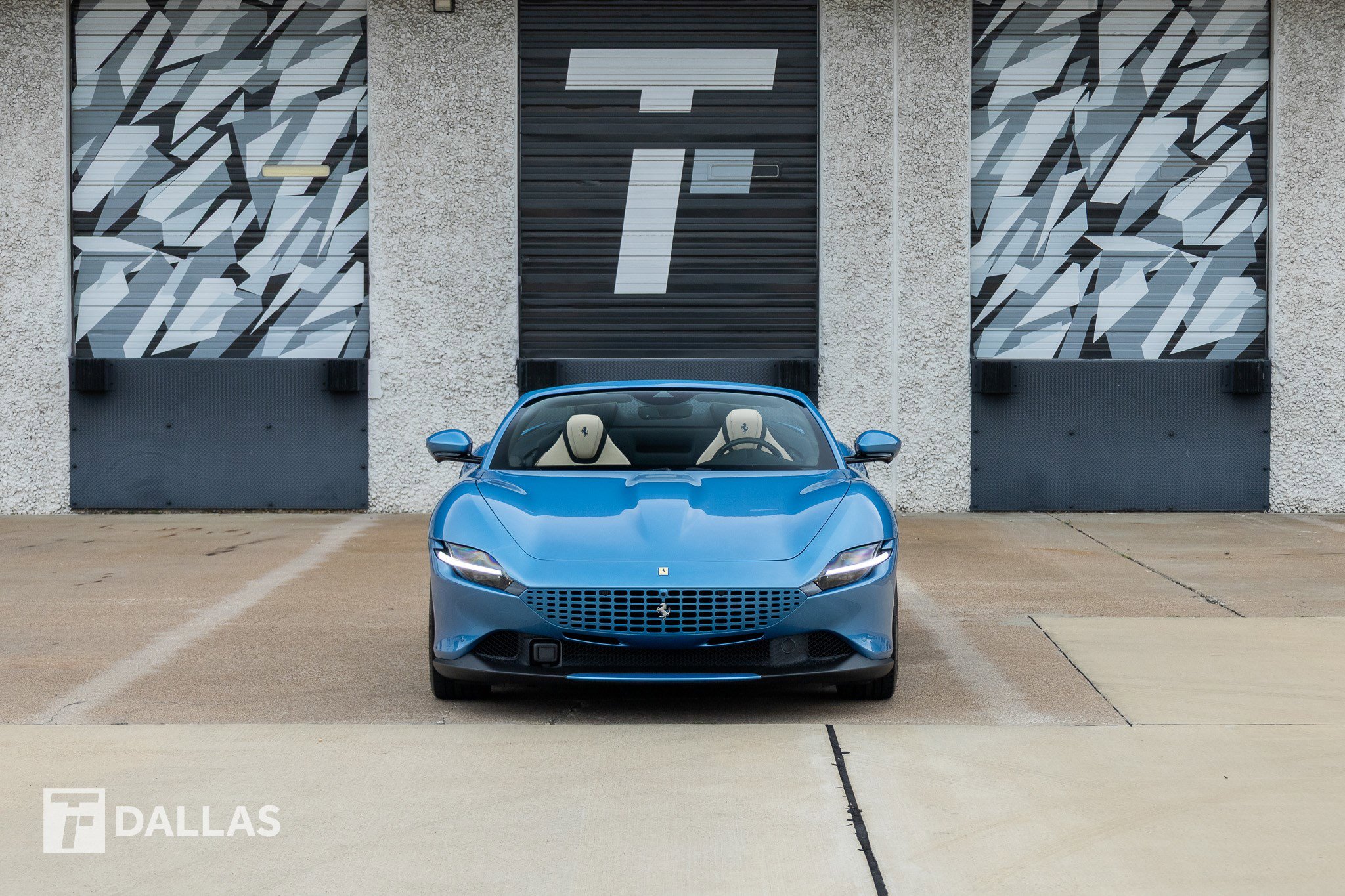 Used 2024 Ferrari Roma Spider RWD image 3