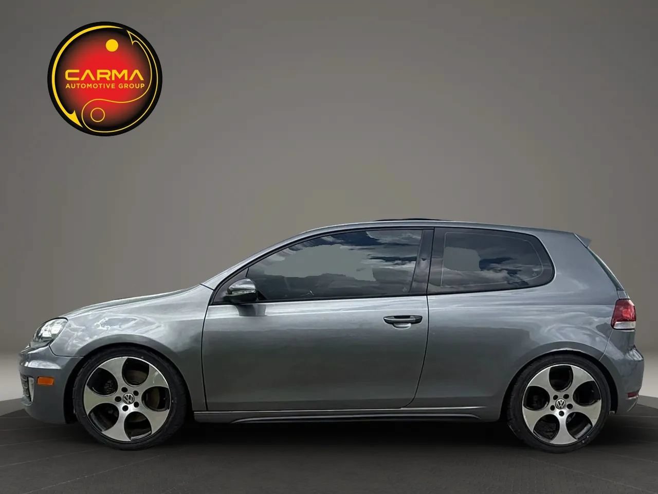 Used 2011 Volkswagen GTI 2-Door FWD image 2