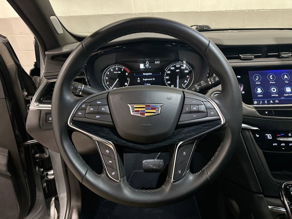 Used 2025 Cadillac XT5 Premium Luxury image 18