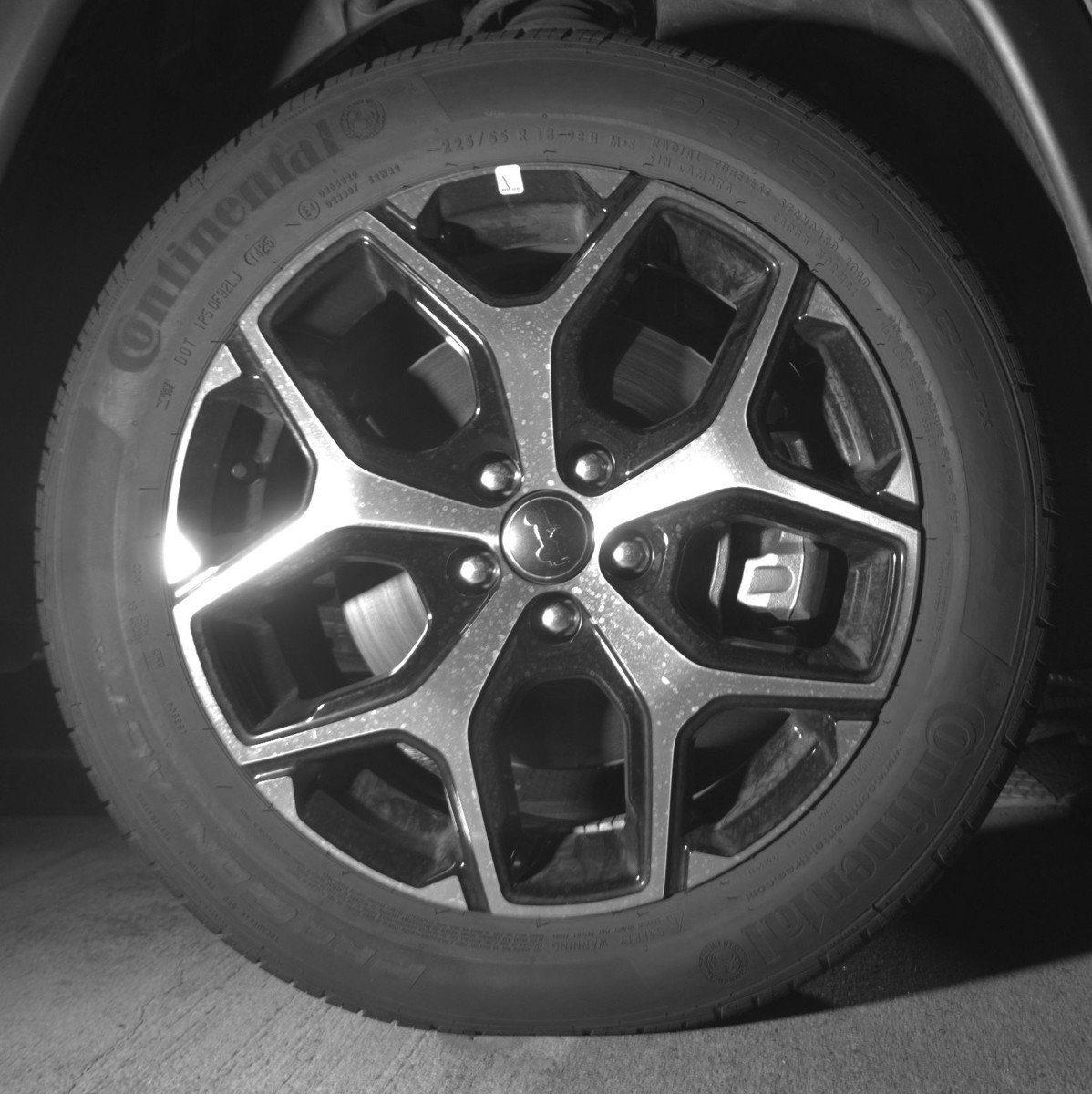 Used 2025 Jeep Compass Limited image 13