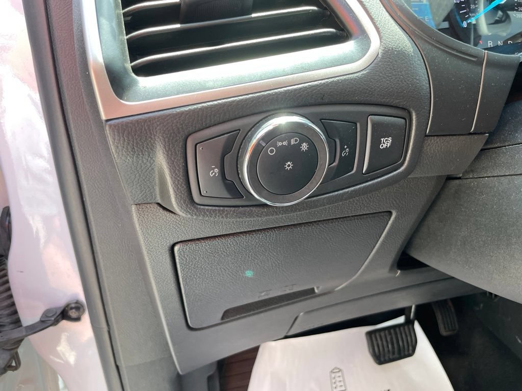 Used 2023 Ford Edge SEL AWD/4WD image 18