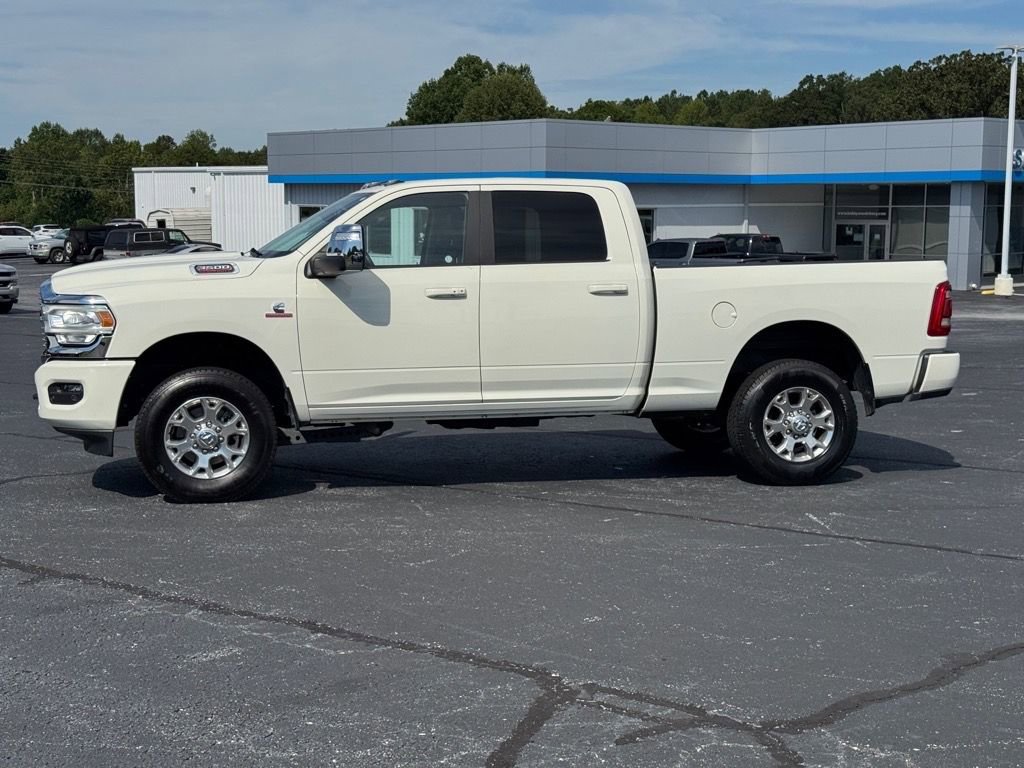 Used 2024 RAM 3500 Laramie AWD/4WD image 6