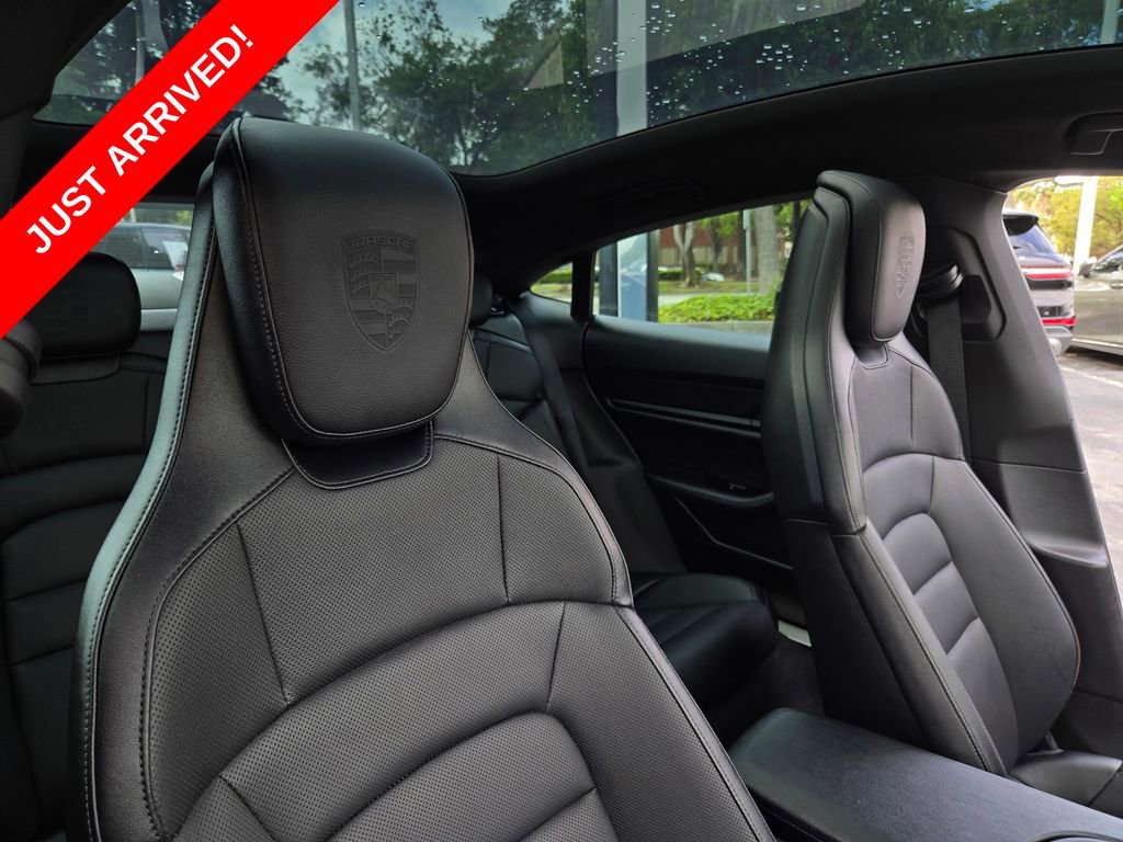 Used 2022 Porsche Taycan 4S AWD/4WD image 22