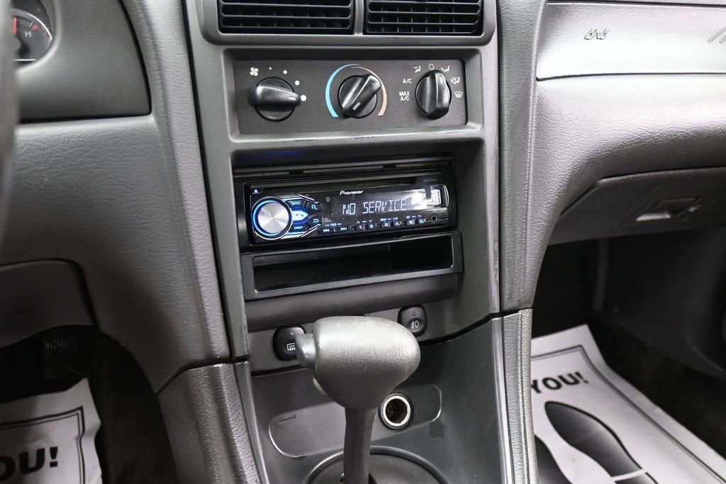 Used 2004 Ford Mustang GT RWD image 16