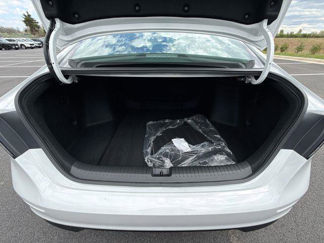 Certified 2025 Honda Accord LX image 19