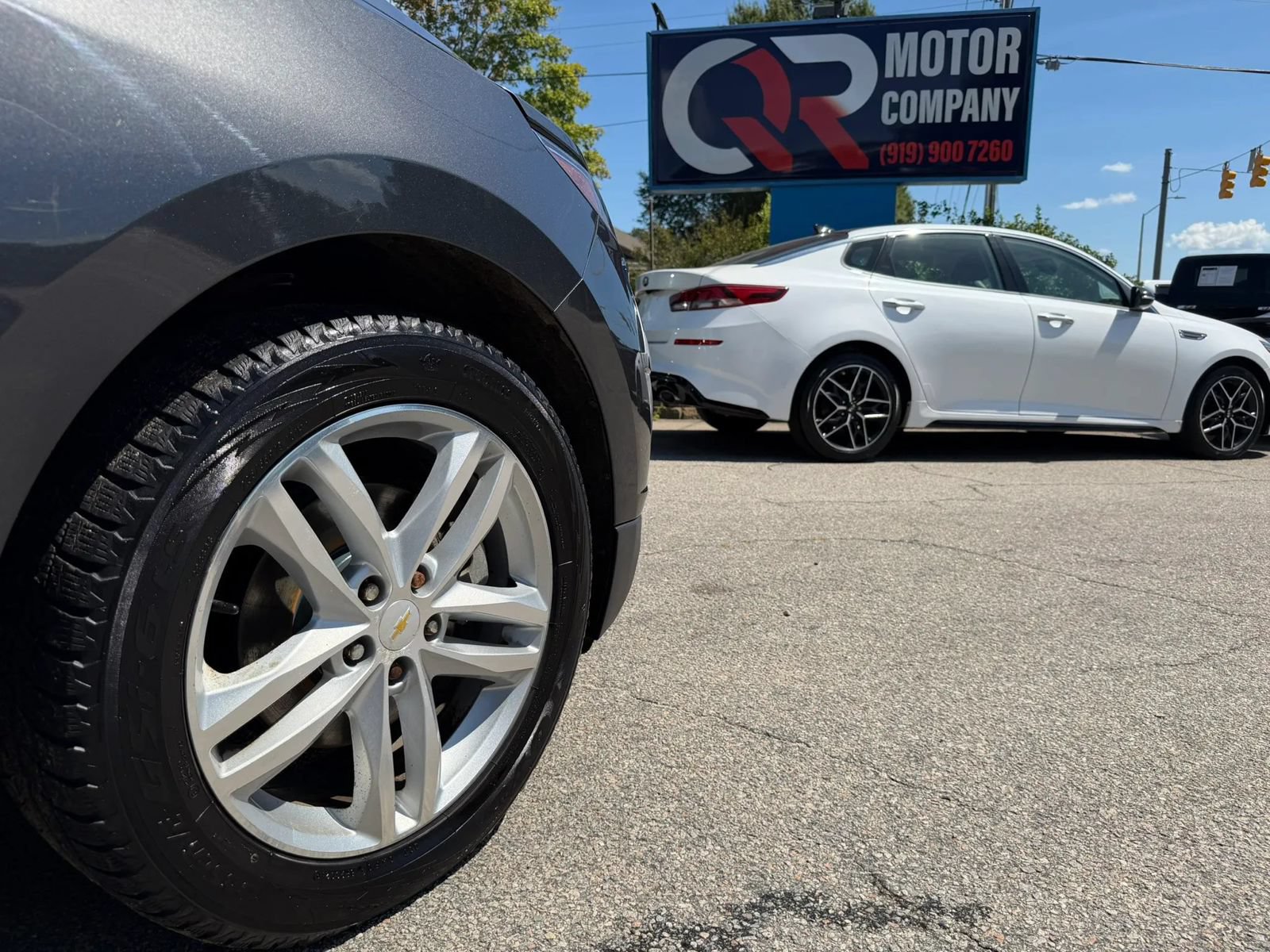 Used 2018 Chevrolet Equinox Premier AWD/4WD image 36