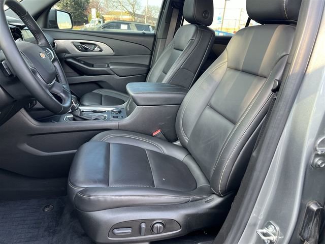Certified 2023 Chevrolet Traverse LT w/ LPO, Floor Liner Package image 18