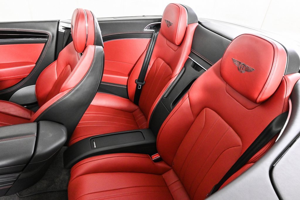 Used 2021 Bentley Continental GT image 26