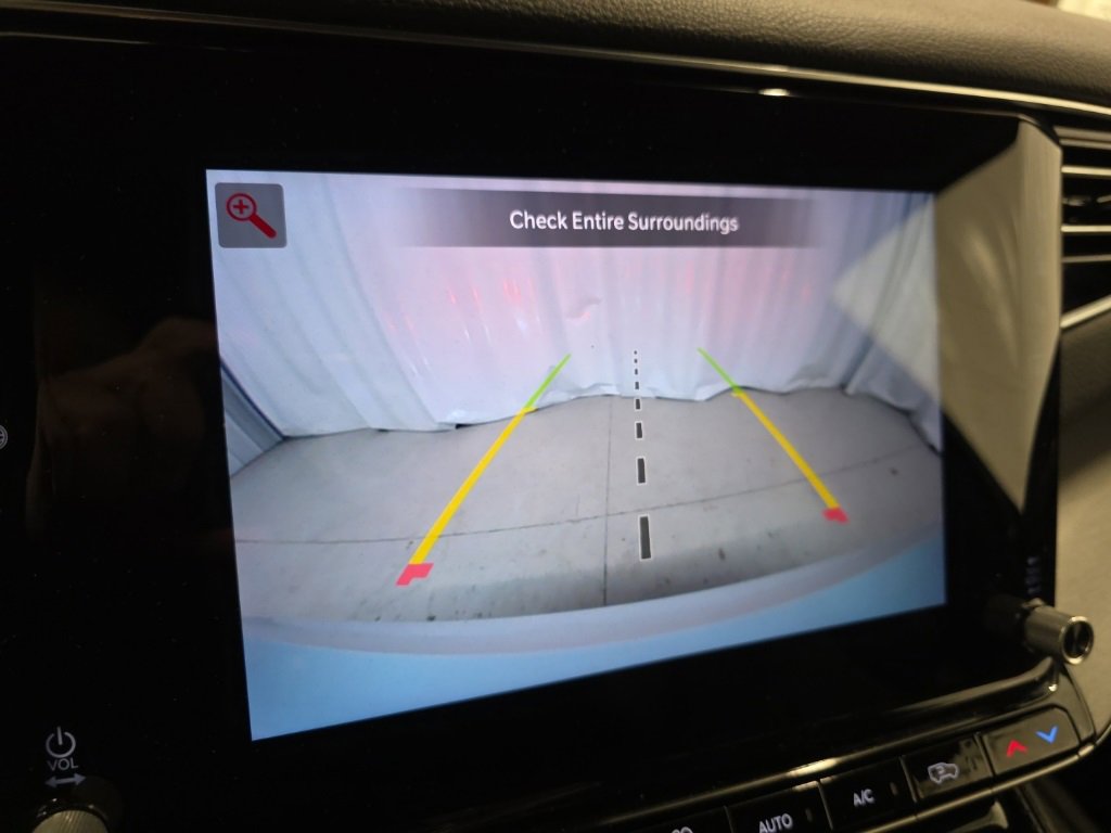 Used 2025 Jeep Wagoneer L Series II image 21