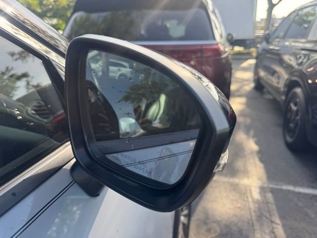 Used 2021 Nissan Rogue SL image 6