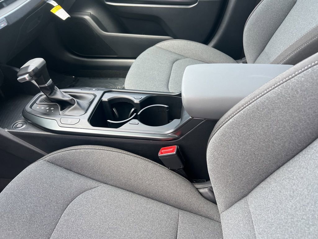 Used 2025 Kia K4 LXS image 33