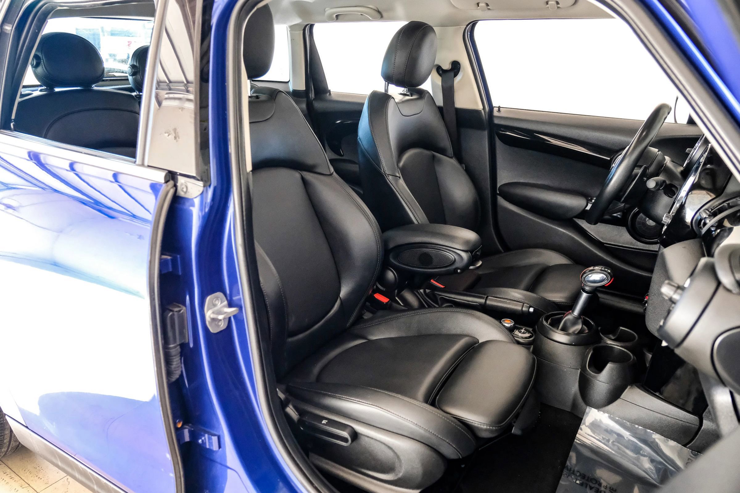 Used 2019 MINI Cooper S w/ Premium Package FWD image 26