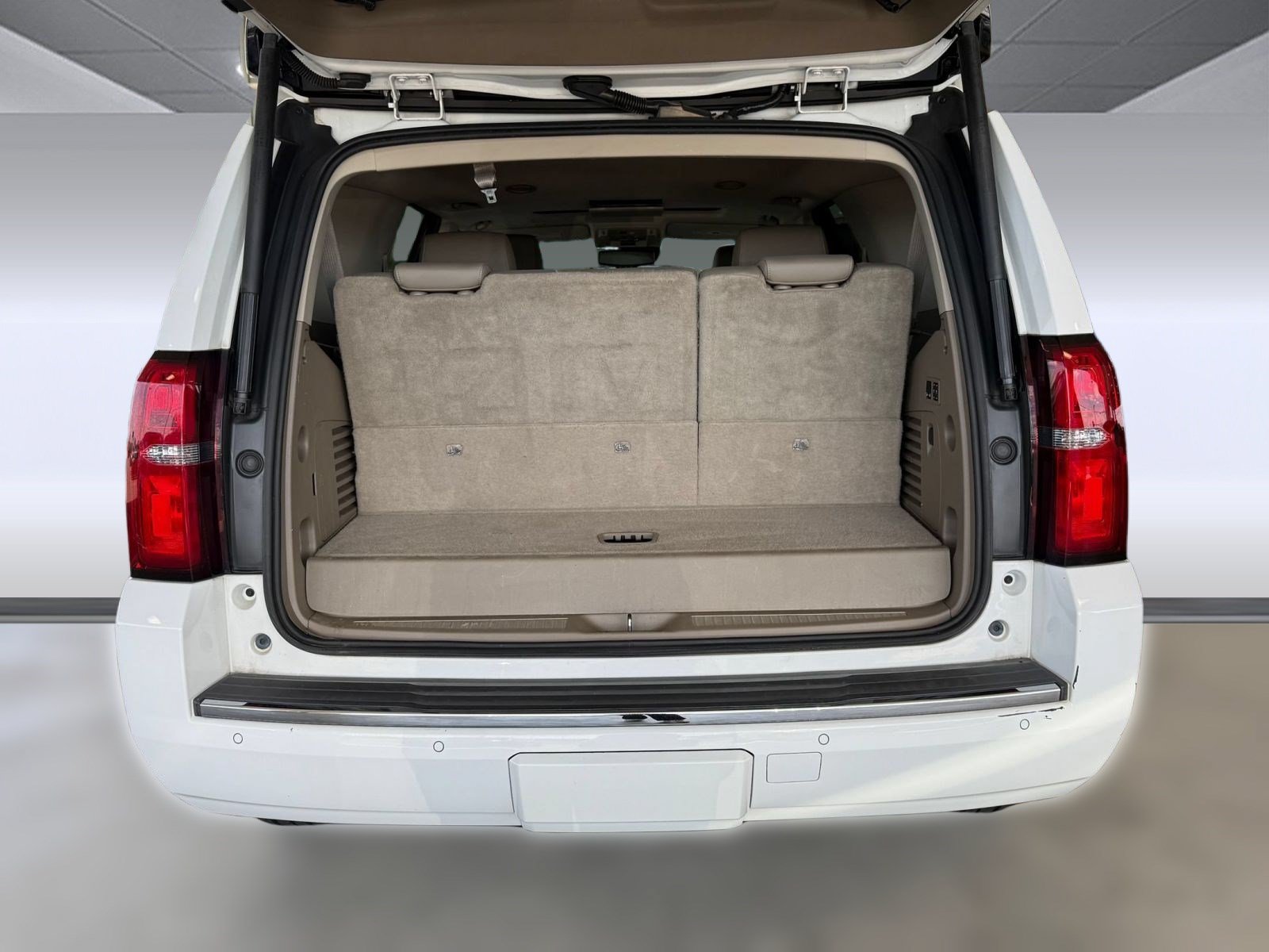 Used 2015 Chevrolet Tahoe LTZ RWD image 28