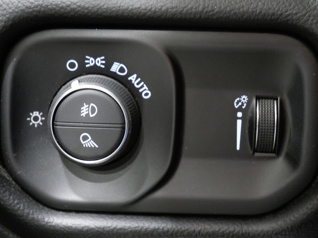 Used 2022 RAM 1500 Big Horn image 13