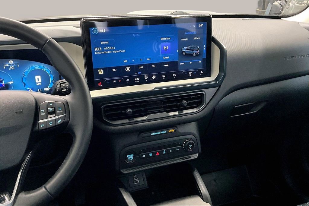 Used 2025 Ford Bronco Sport Heritage w/ Convenience Package image 3