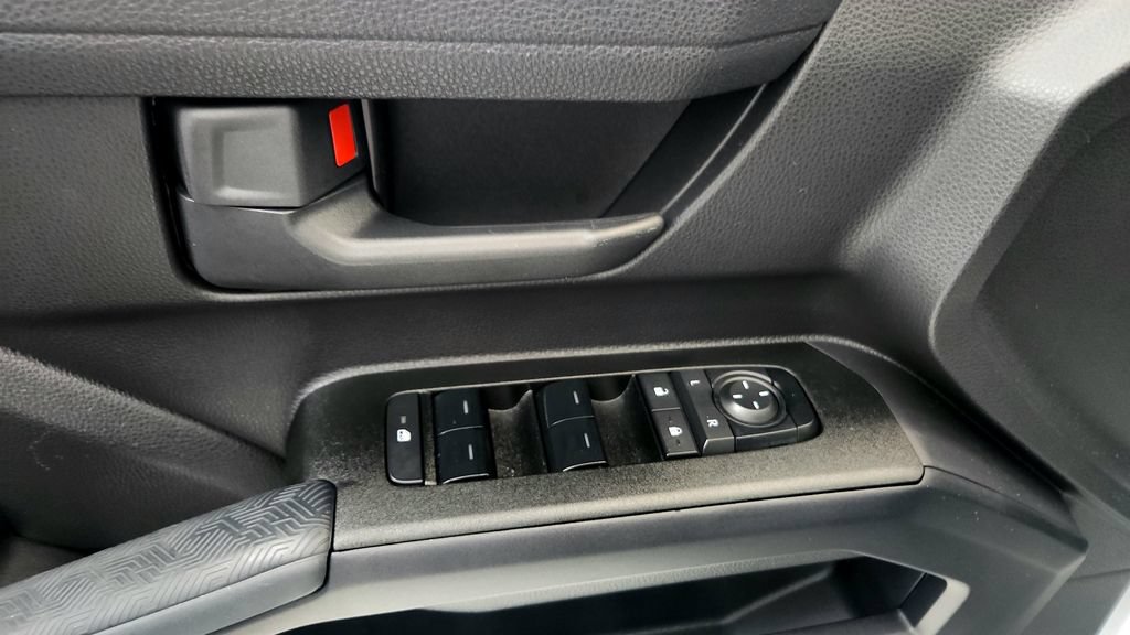 Certified 2025 Toyota 4Runner SR5 AWD/4WD image 21