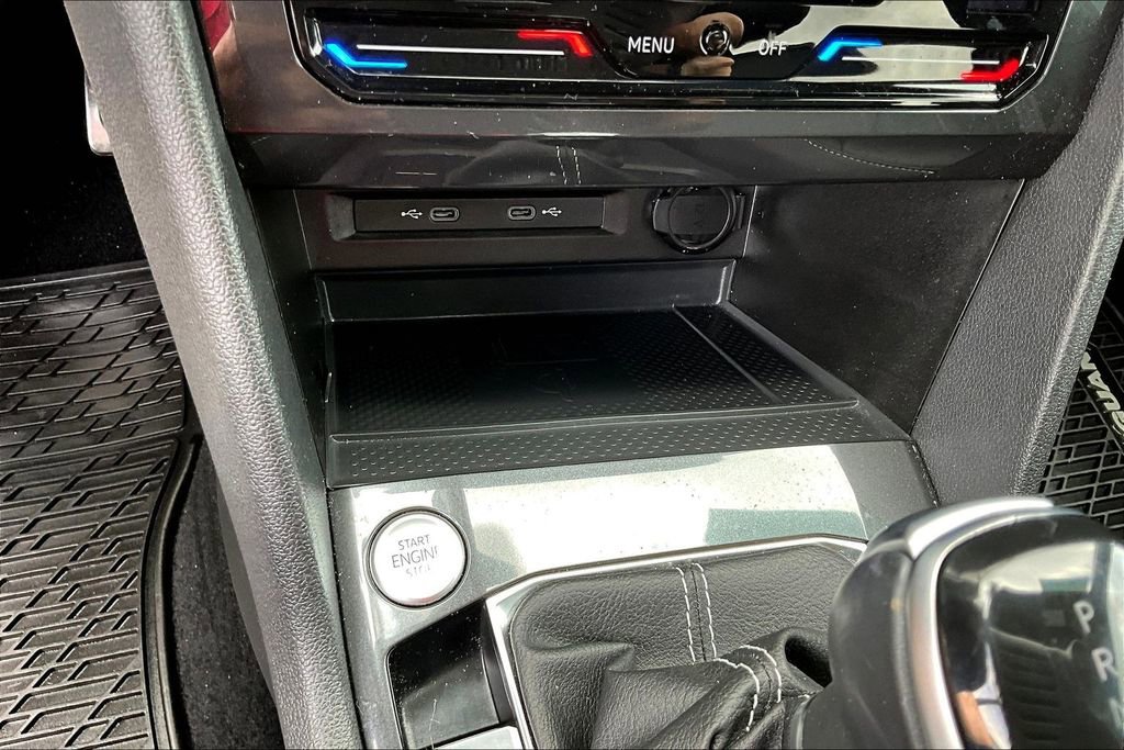 Certified 2023 Volkswagen Tiguan SE R-Line image 29