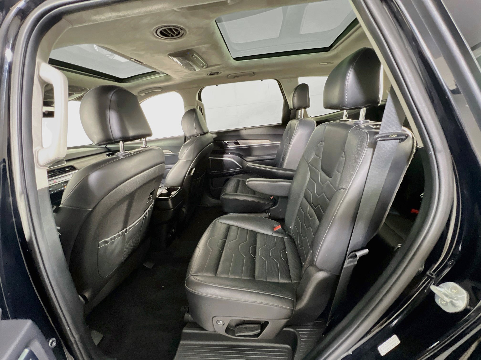 Used 2022 Kia Telluride SX w/ SX Prestige Package AWD/4WD image 26