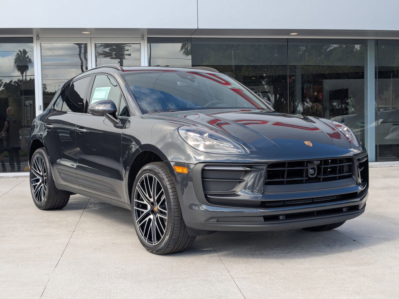 New 2026 Porsche Macan AWD/4WD image 7