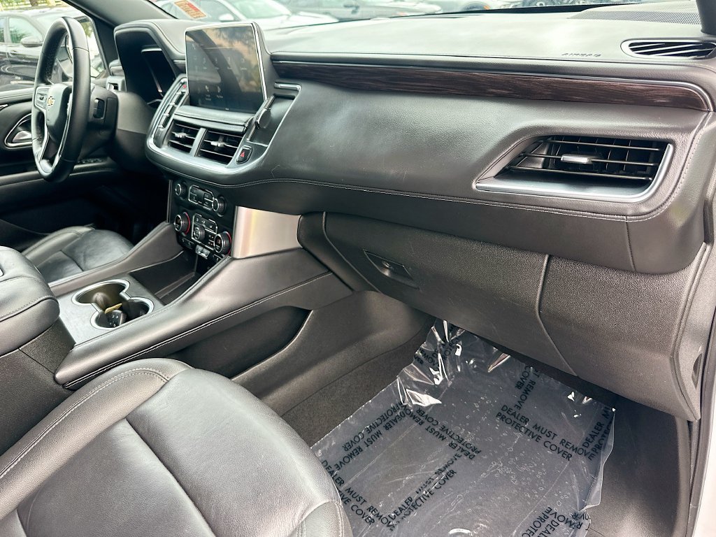 Used 2024 Chevrolet Suburban LT AWD/4WD image 30
