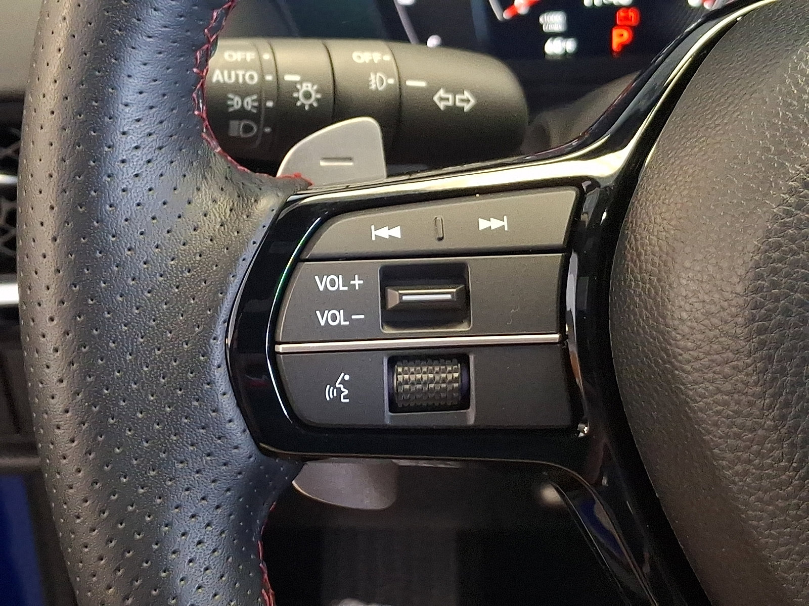 Certified 2025 Acura ADX A-Spec AWD/4WD image 21