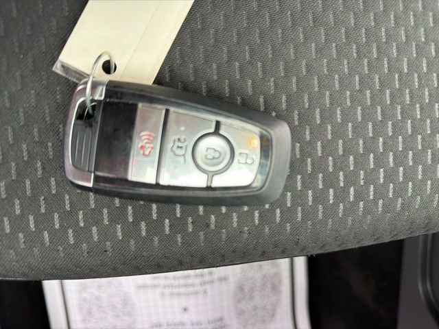 Used 2025 Ford Escape ST-Line image 23