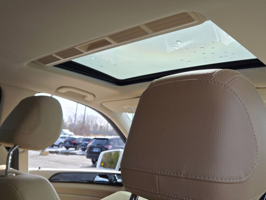 Used 2018 Mercedes-Benz GLE 350 4MATIC image 4