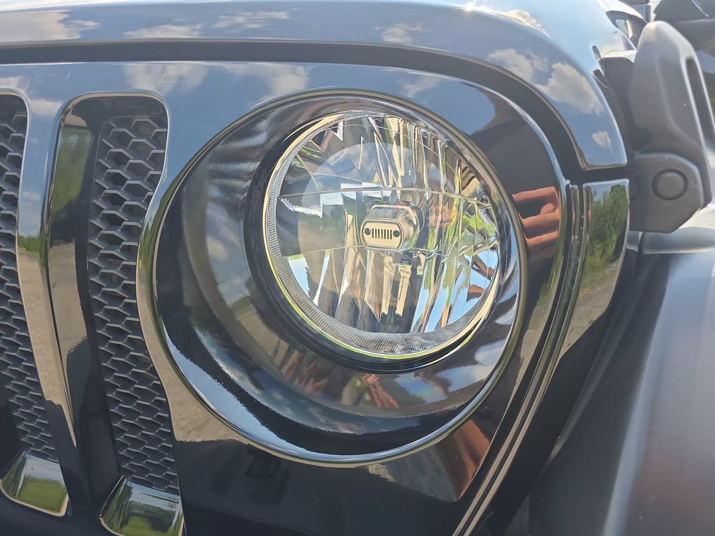 Used 2022 Jeep Wrangler Sport AWD/4WD image 29