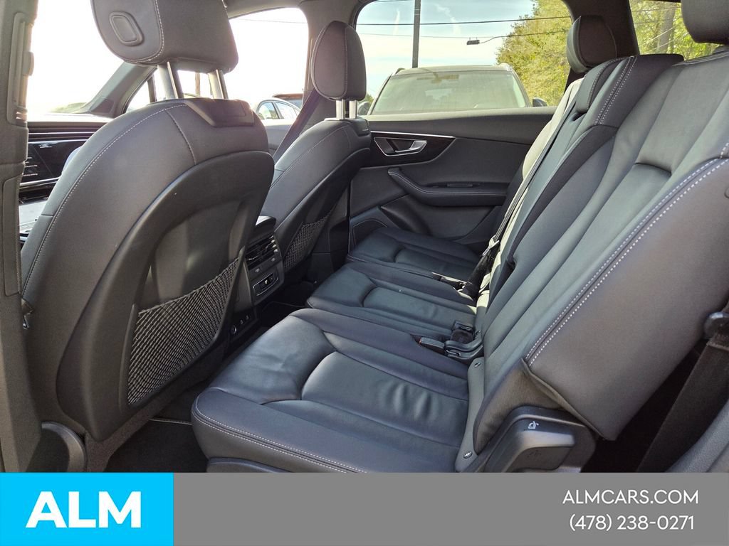 Used 2025 Audi Q7 3.0T Premium Plus AWD/4WD image 4