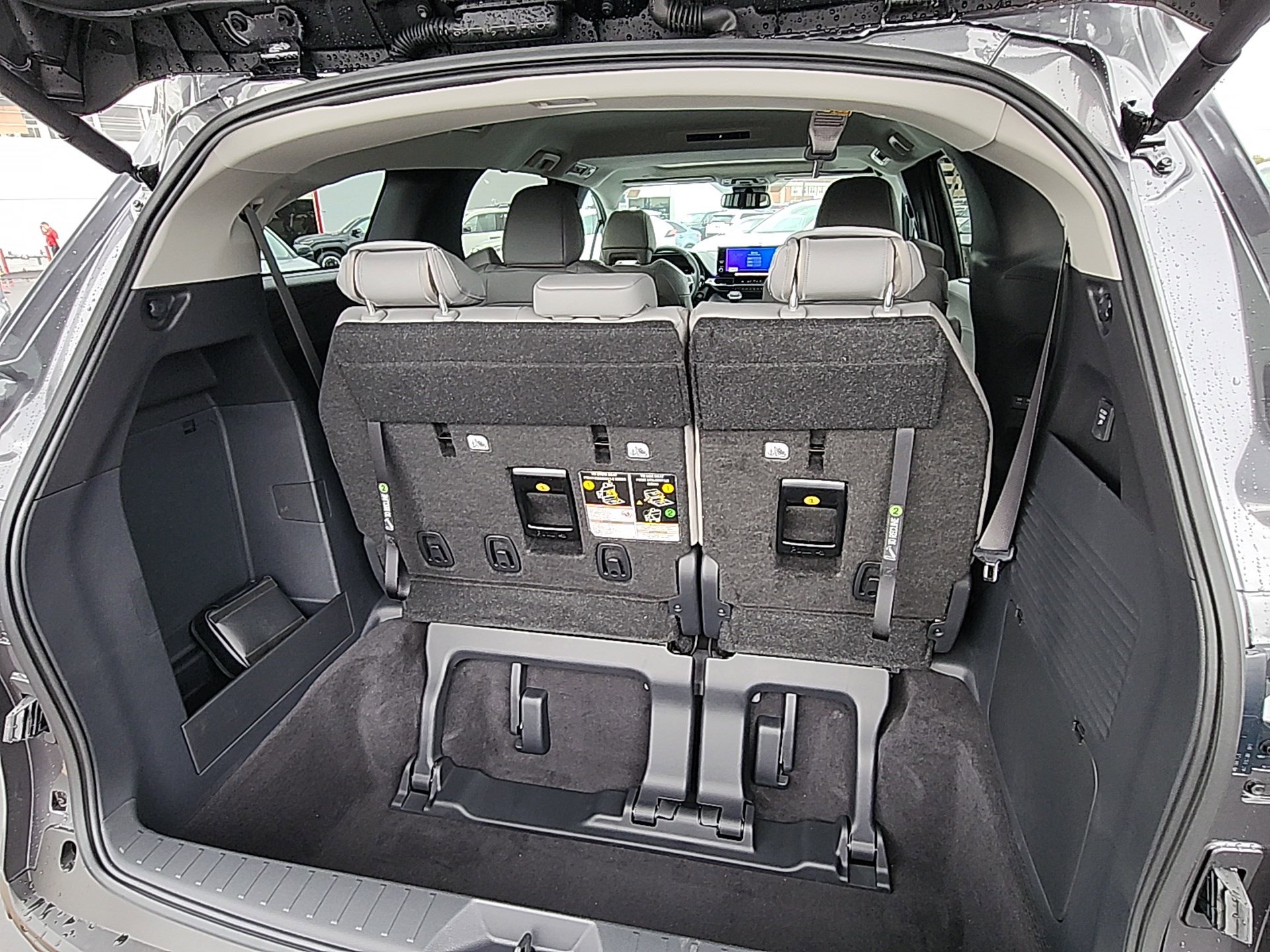 New 2025 Toyota Sienna XLE image 27