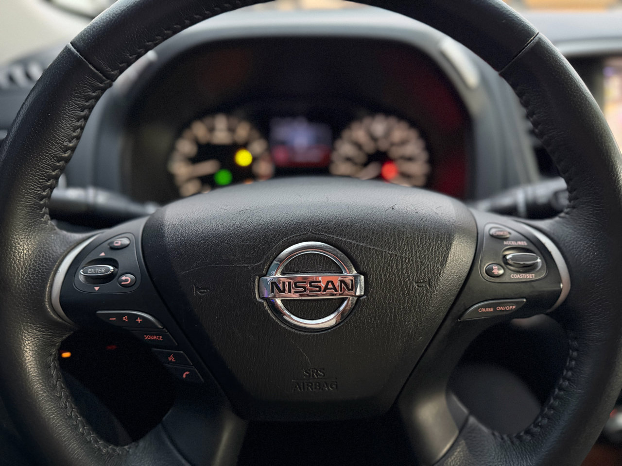 Used 2020 Nissan Pathfinder SV w/ Cargo Package image 25