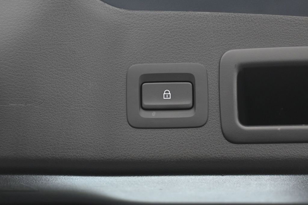 Used 2024 MAZDA MAZDA3 s AWD/4WD image 37