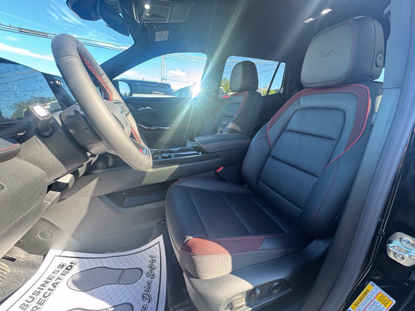 New 2027 Chevrolet Equinox RS w/ Convenience Package III AWD/4WD image 14