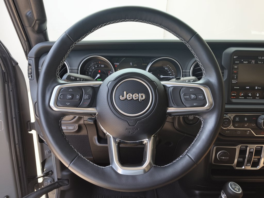 Used 2023 Jeep Wrangler Unlimited Sahara w/ Cold Weather Group AWD/4WD image 10
