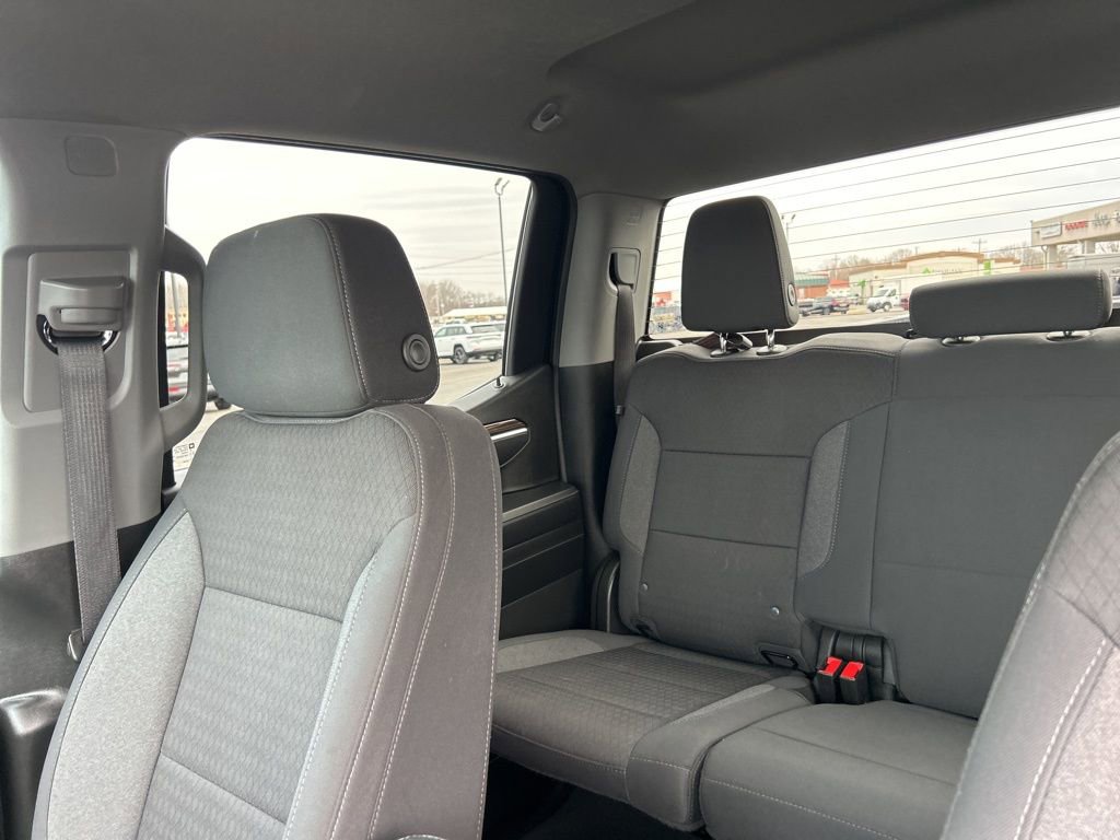 Used 2025 Chevrolet Silverado 1500 LT image 12