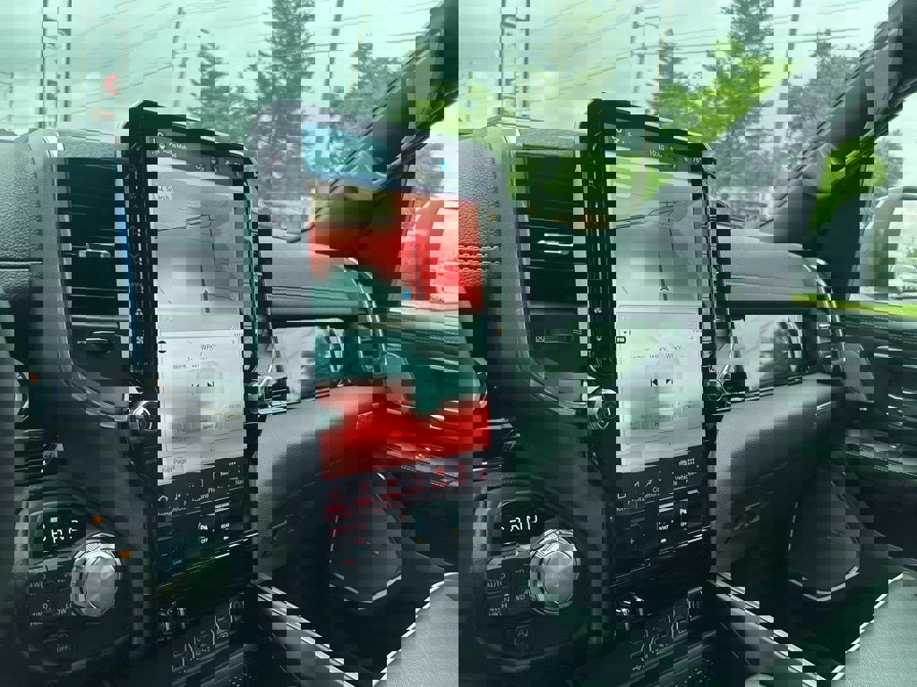 New 2025 RAM 1500 Laramie image 23