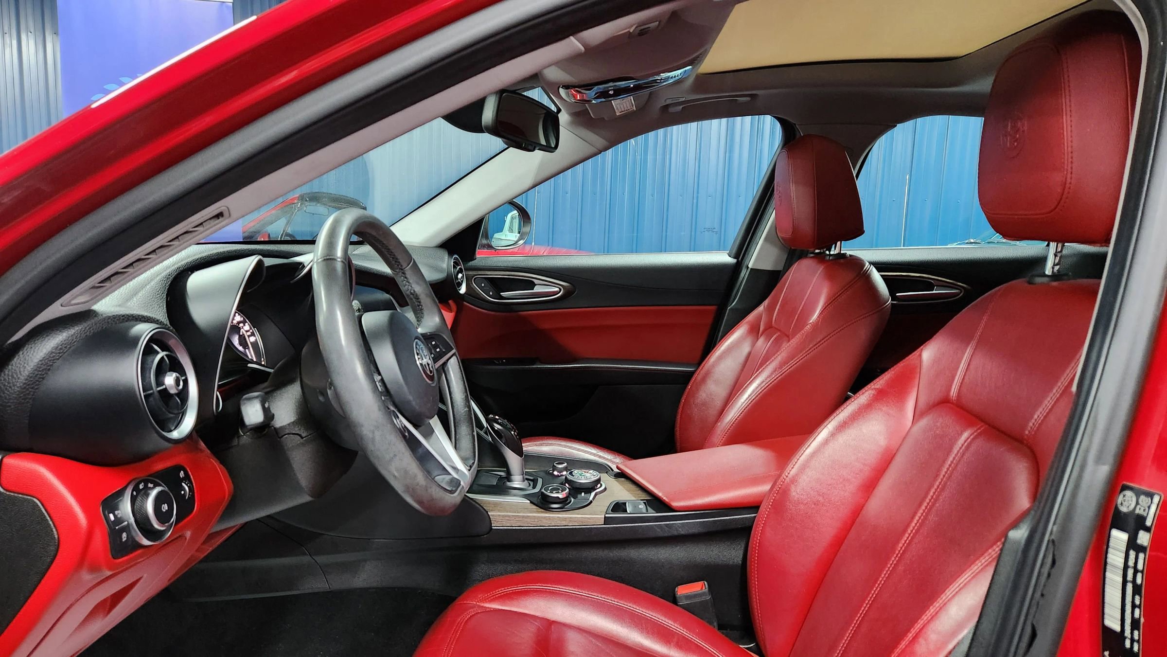 Used 2017 Alfa Romeo Giulia Ti image 7